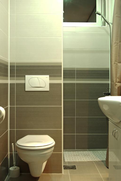 Ni Square Studio Apartment מראה חיצוני תמונה