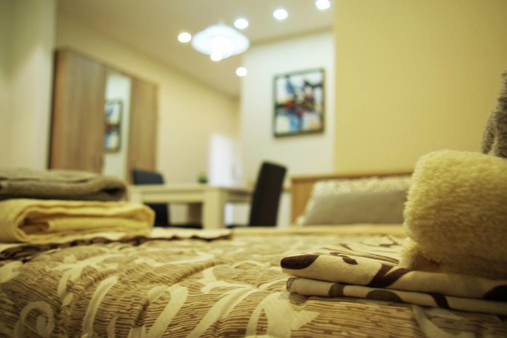 Ni Square Studio Apartment מראה חיצוני תמונה